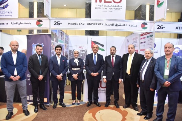العضايلة يزور أجنحة التعليم العالي والسياحة والجامعات الأردنية في معرض EDUGATE بالقاهرة