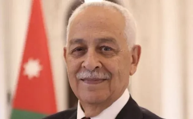 العيسوي يزور أبو كركي والحمادنة ناقلًا تحيات الملك وولي العهد ودعواتهما بالشفاء