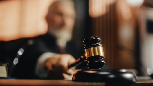 النيابة العامة تعمم بمتابعة قضايا مخالفات الغذاء والدواء أمام المحاكم