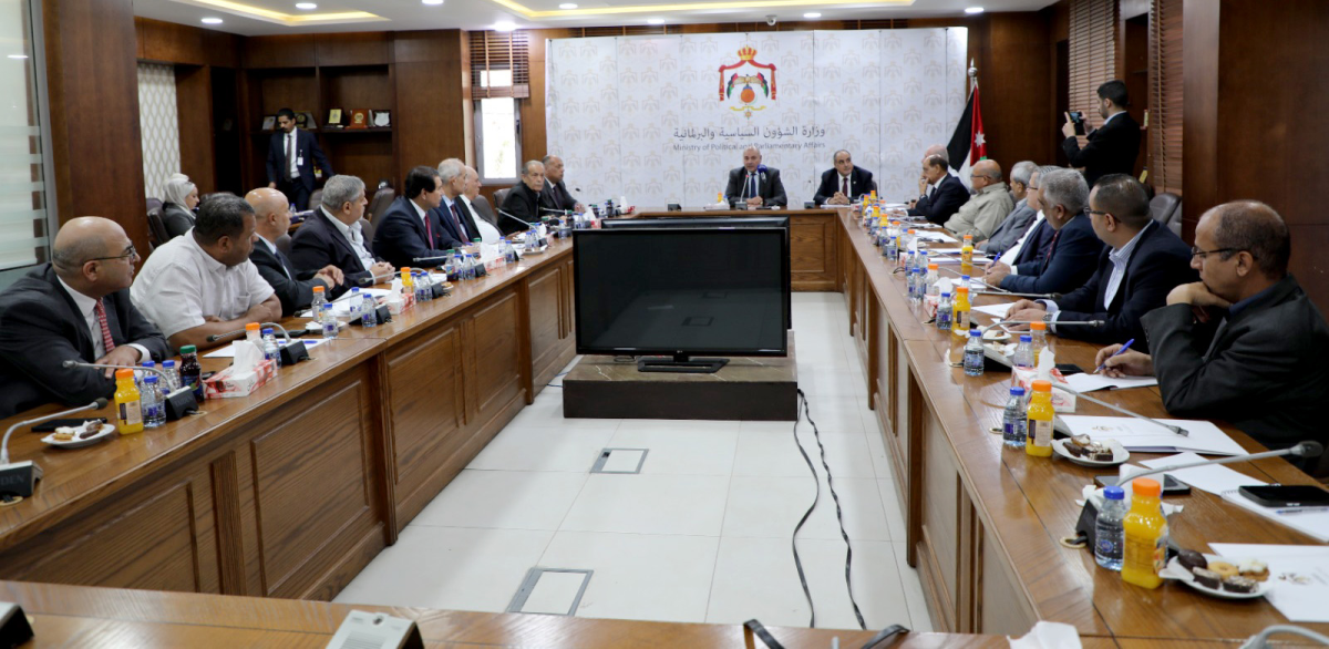 العودات والفناطسة: الشراكة بين الحكومة والنقابات العمالية ركيزة للتنمية وتعزيز الاقتصاد الوطني