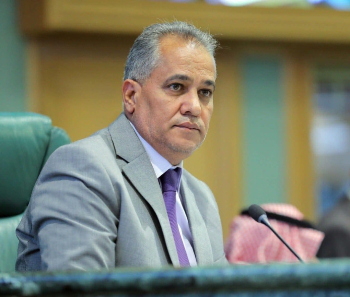 الهميسات يسأل وزير الصحة حول أطباء غير مرخصين وضغوطات على النواب