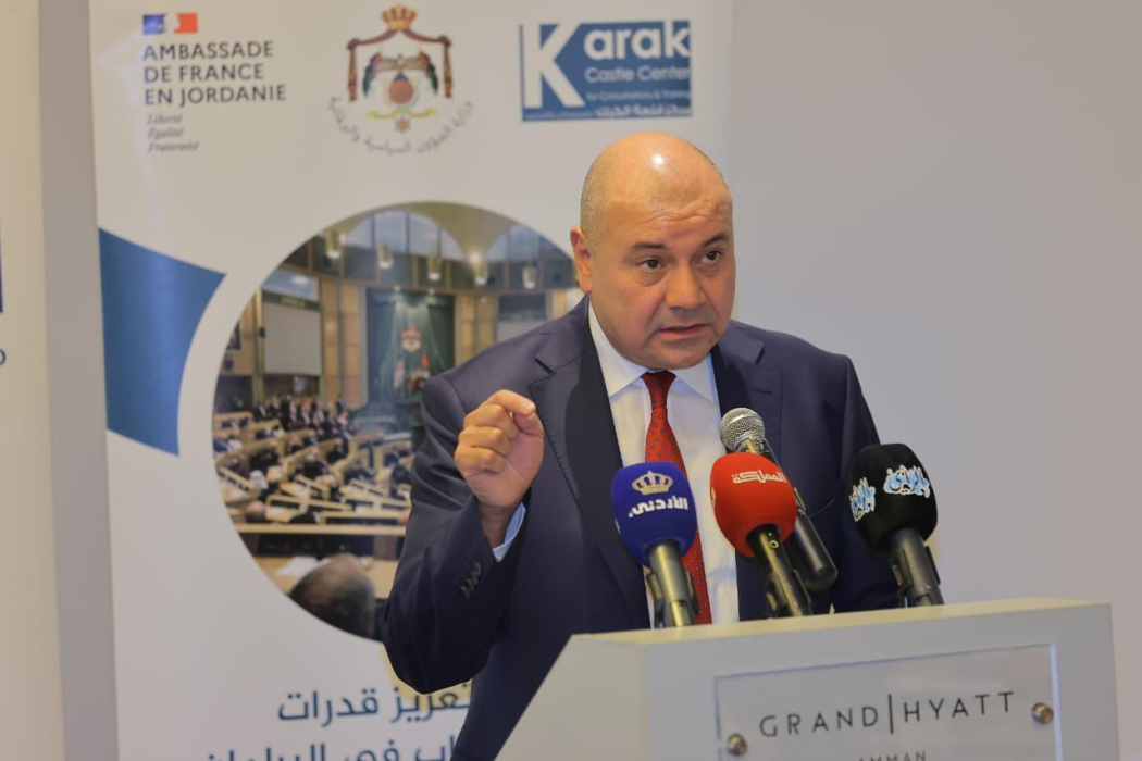 عبد المنعم العودات: تمكين المرأة ركيزة أساسية للتحديث السياسي وتعزيز دور البرلمانيات