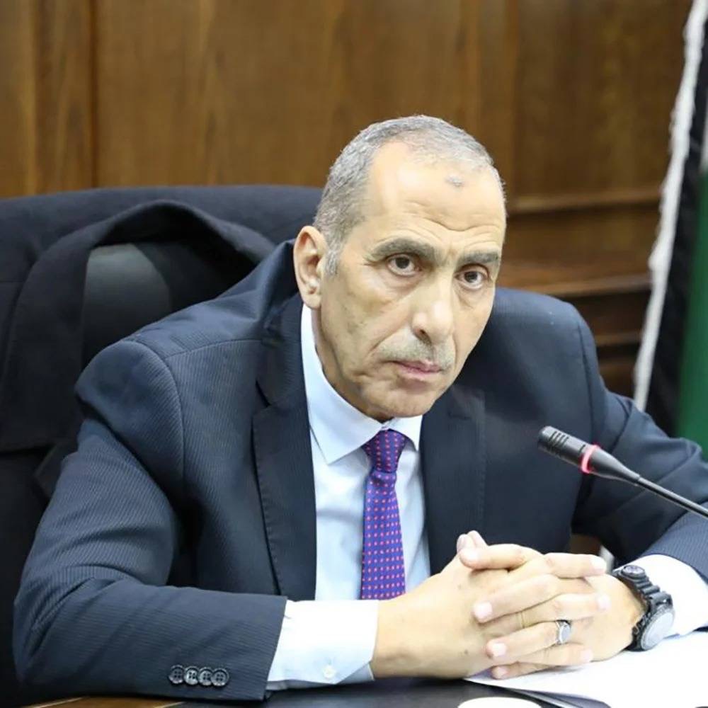 فاضل محمد الحمود يكتب : اليسَ منكم رجلٌ رشيد 