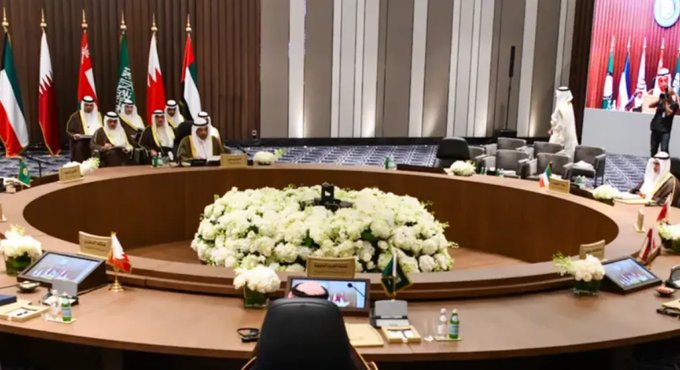 المجلس الوزاري الخليجي يطالب العراق بـاحترام سيادة الكويت ويرفض أي مساس بـخور عبدالله