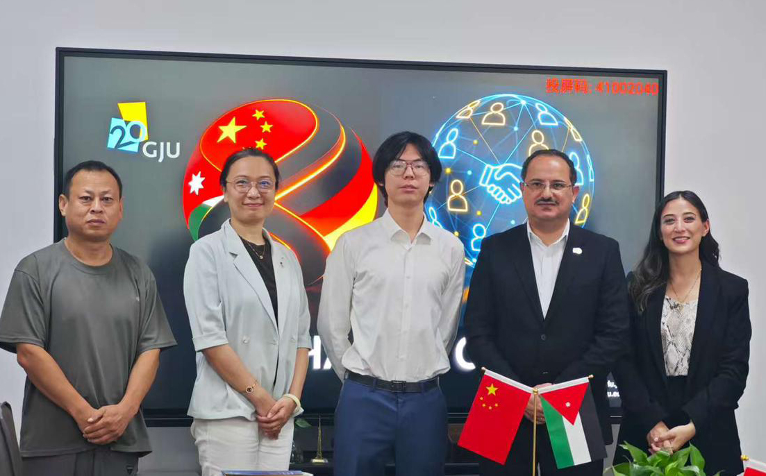 الجامعة الألمانية الأردنية تبحث التعاون مع شركة صينية متخصصة في التكنولوجيا الزراعية