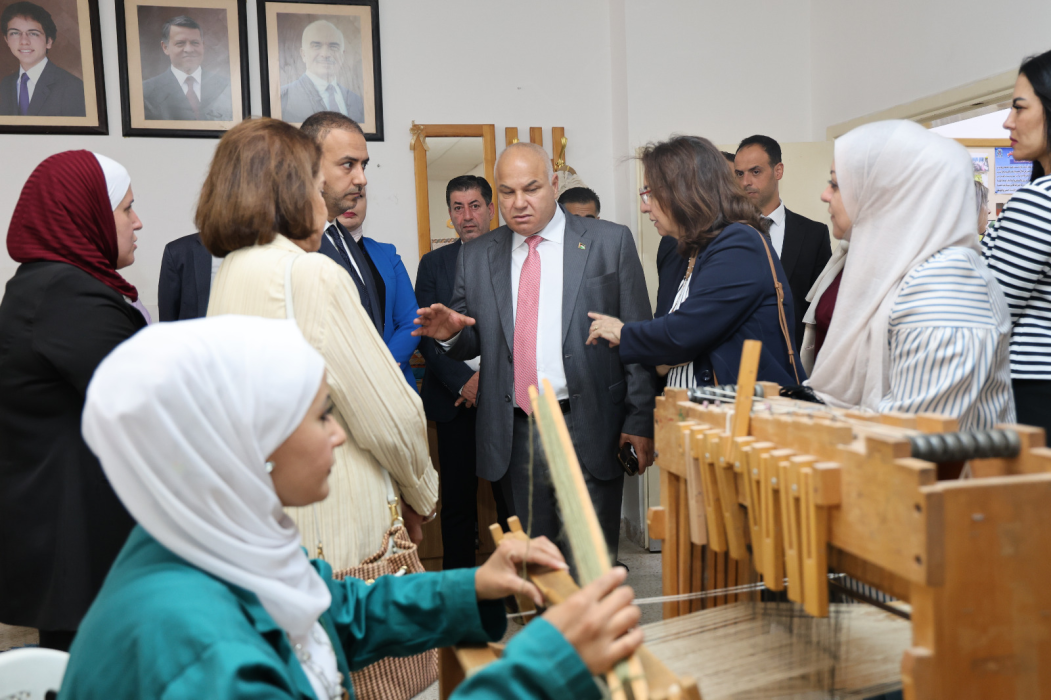 مؤسسة التدريب المهني تطلق خططًا لتطوير الحرف الأردنية ومعهد السلط منصة إنتاجية متكاملة