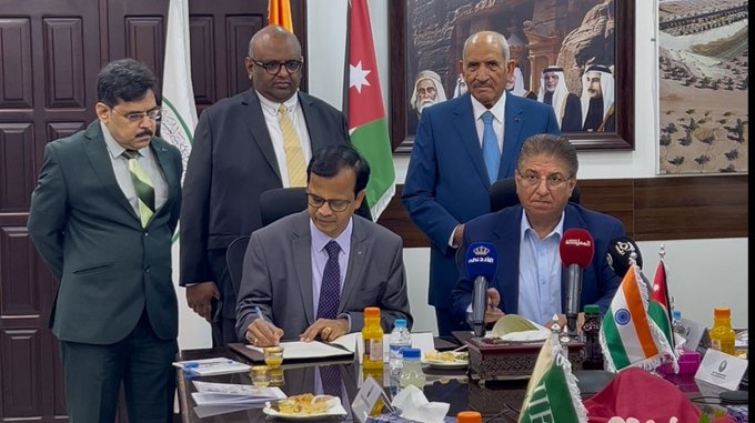 الأردن والهند توقعان اتفاقية استراتيجية لتعزيز صادرات الفوسفات والأسمدة