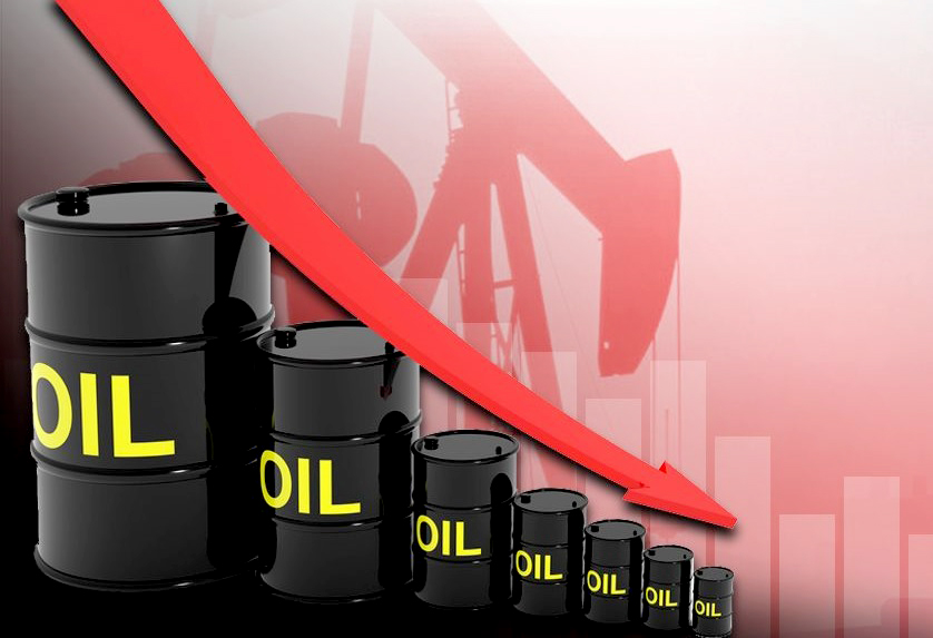 انخفاض أسعار النفط عالمياً وسط مخاوف الطلب الأمريكي ووفرة الإمدادات