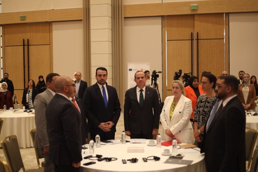 السميرات: شراكة متكاملة بين الدولة والمجتمع المدني لنجاح التحول الرقمي