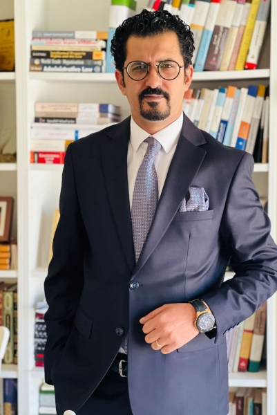 كلية الحقوق في جامعة عمان العربية تبارك تكليف الدكتور سلطان ابراهيم سلطان العطين برئاسة قسم القانون