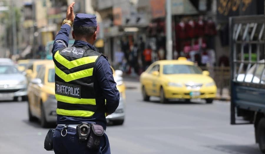 880 دينارًا تثير الجدل: “السير” توضح حقيقة مخالفة مرورية في الأردن