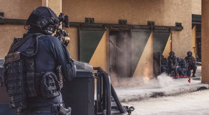 انطلاق النسخة الـ14 من مسابقة المحارب الدولية بمشاركة نخبة القوات الخاصة