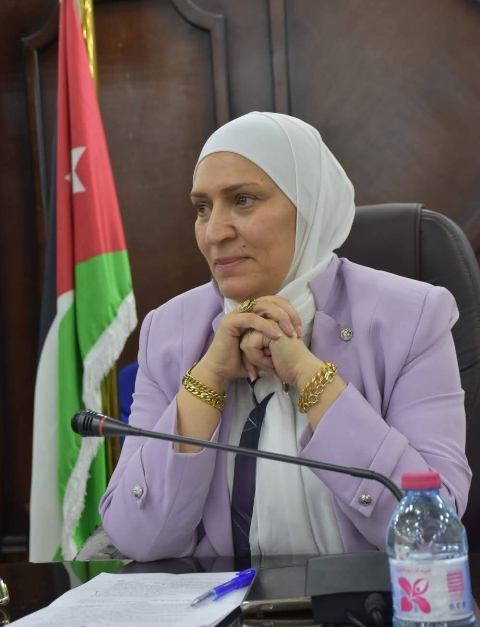 النائب هالة الجراح تكتب : تكريم ....المعلم حق