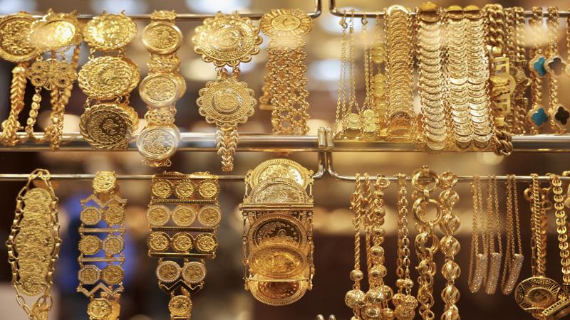 أسعار الذهب تقفز في الأردن… وعيار 21 يتصدر بـ80 ديناراً