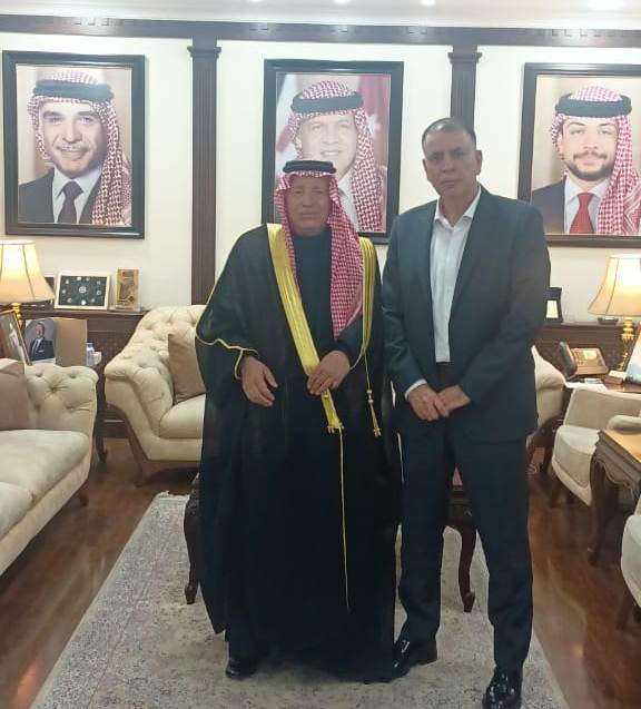 وزير الداخلية مازن الفراية.. رجل دولة قريب من الناس يقود مبادرة لتهذيب العادات الدخيلة على المجتمع