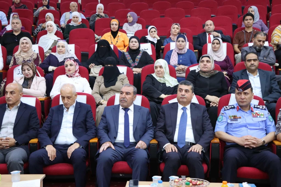 تربية العقبة تحتفل بيوم المعلم العالمي