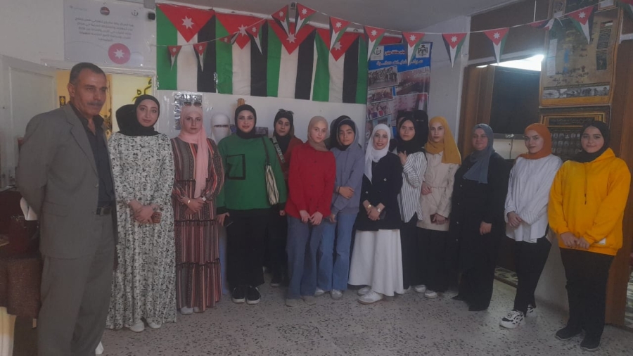 ورشة عمل حول الحديقة المنزلية في مركز شابات صخرة
