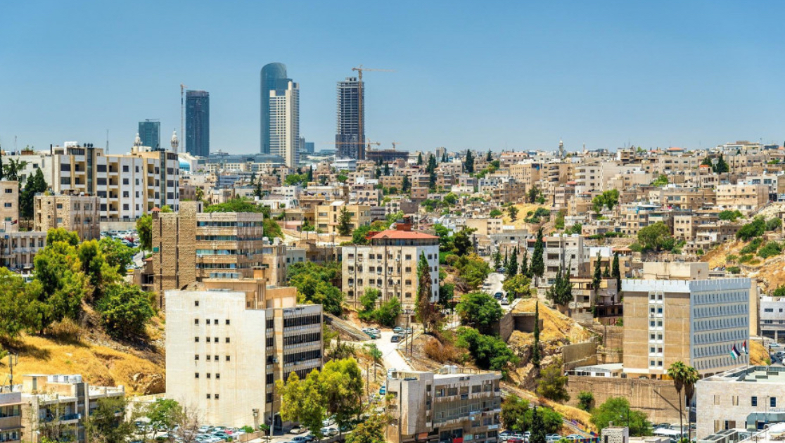 طقس لطيف الأربعاء وارتفاع طفيف الخميس والجمعة