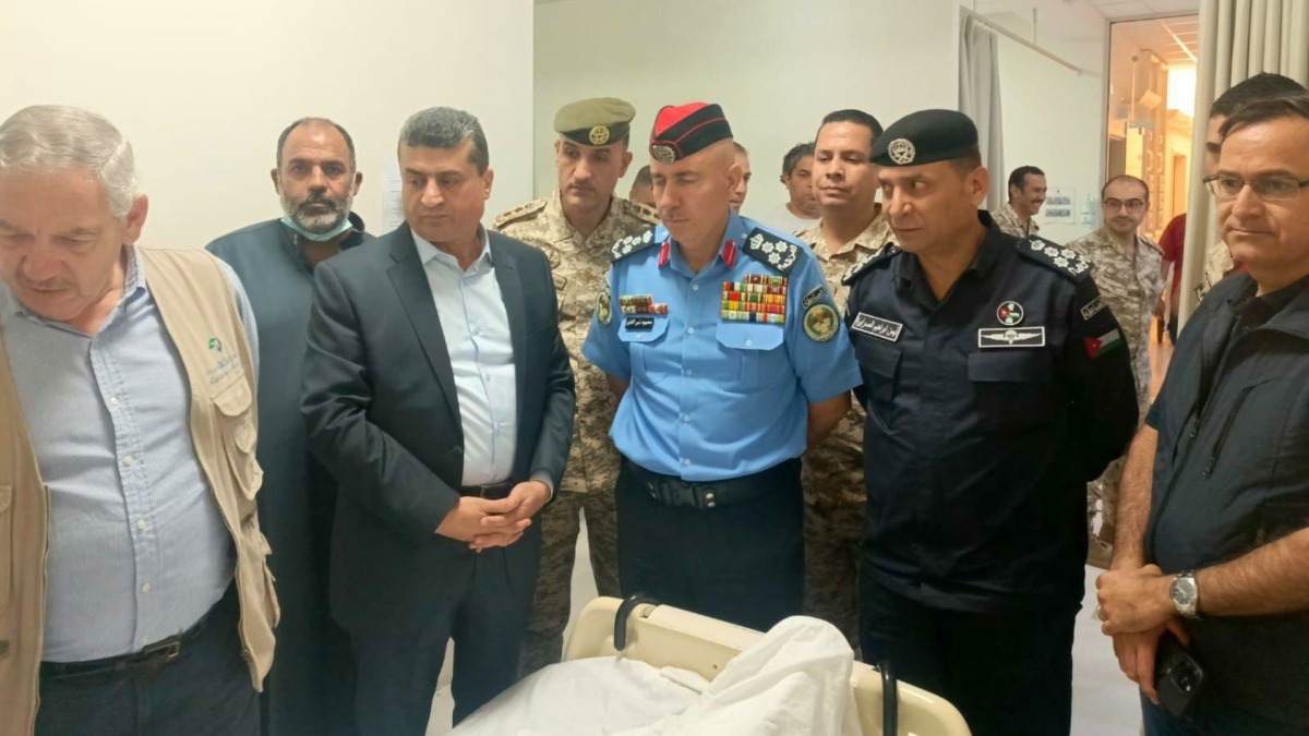 مسؤولون في العقبة يطمئنون على المصابين بحادثة تسرب الغاز ويشيدون بجهود الطواقم الطبية والأمنية