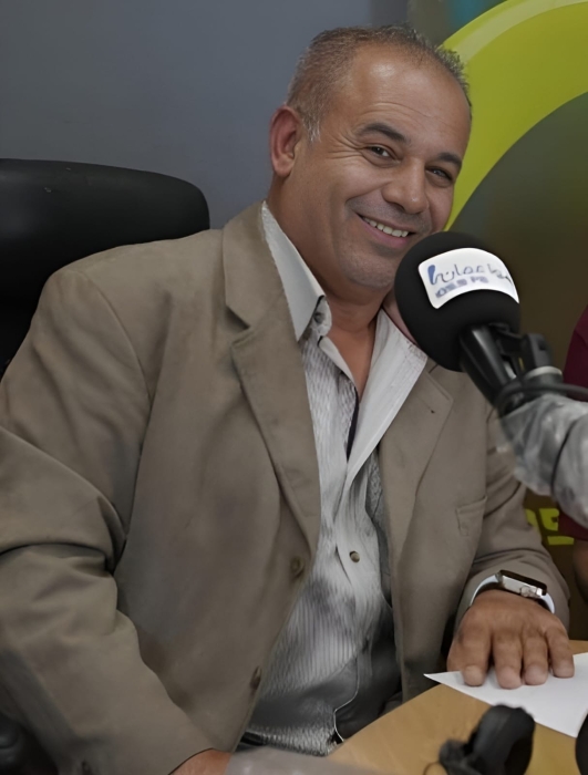 عاطف أبو حجر يكتب ….الشعب السعيد