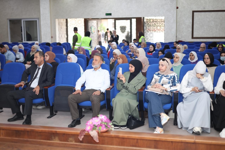 مؤسسة ولي العهد تنظم جلسة توعوية حول أسرار الذكاء الاصطناعي في كلية عجلون الجامعية