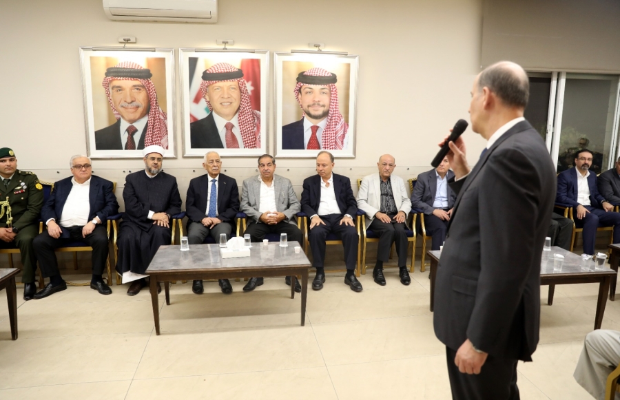 مندوبا عن الملك وولي العهد. العيسوي يعزي المجالي والقدومي والمدني