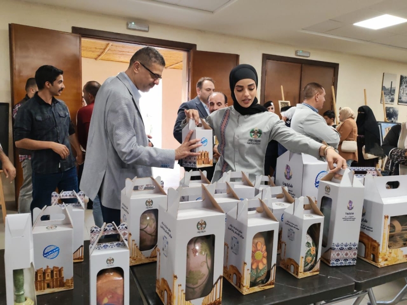 افتتاح معرض صنع بعزيمة في القرية الثقافية النبطية بالبتراء