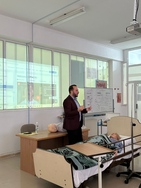 جامعة إربد الأهلية تُنظّم دورة تَدريبية تأسيسية في الإنعاش القلبي الرئوي (BLS) لتطوير مهارات طلبة التمريض وإنقاذ الأرواح