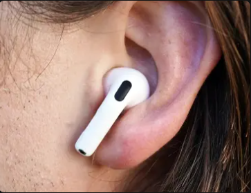 ربما لم تكن تعرفها ..ميزة مخفية في سماعات AirPods