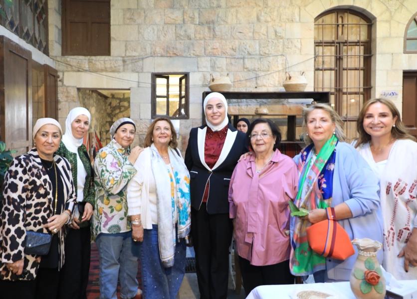 وزيرة التنمية تفتتح بازار صناع التغيير بتنظيم من مبادرة  أردننا بخير  في مدينة إربد