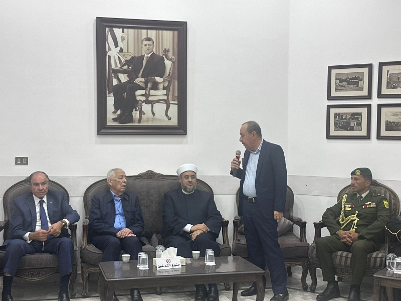 مندوبا عن الملك وولي العهد. العيسوي يعزي آل الملقي والجندي