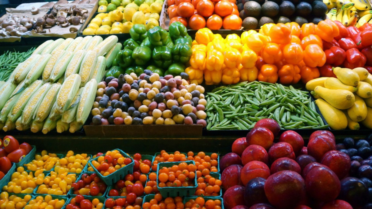 2524 طنا من الخضار ترد للسوق المركزي اليوم