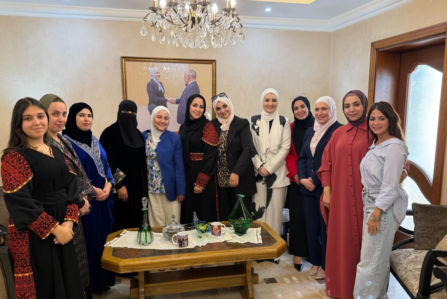 النائب رانيا أبو رمان تولم لزميلاتها في مجلس النواب بحضور الوزيرة بني مصطفى والعين بركات