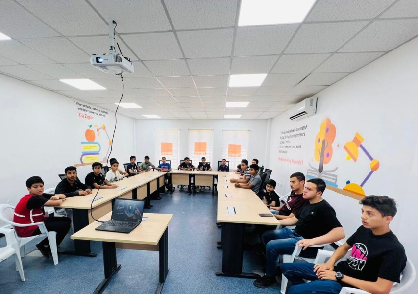 شباب دير أبي سعيد النموذجي ينظم ورشة حول الحوسبة السحابية