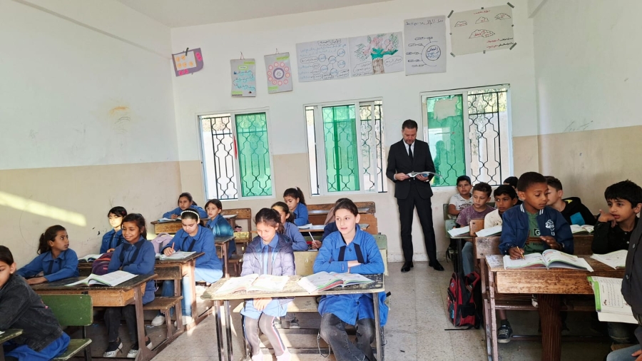 مدير تربية جرش يتفقد مدرستي المجدل الأساسية وجرار النعمان القدوة