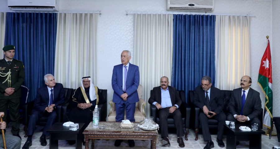 العيسوي يعزي عشائر الظهراوي وحداد والخراشقة والمحمد وأبو جبارة