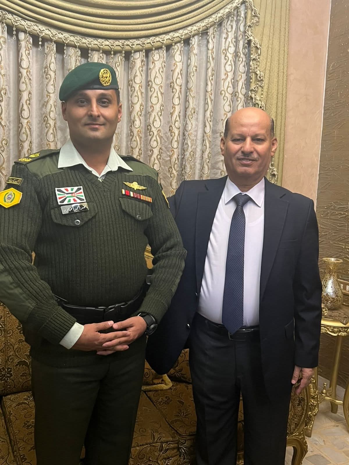 عطوفة المحافظ سامي الهبارنه الدعجة يهنئ بمناسبة ترفيع الرائد محمد أحمد الهبارنه