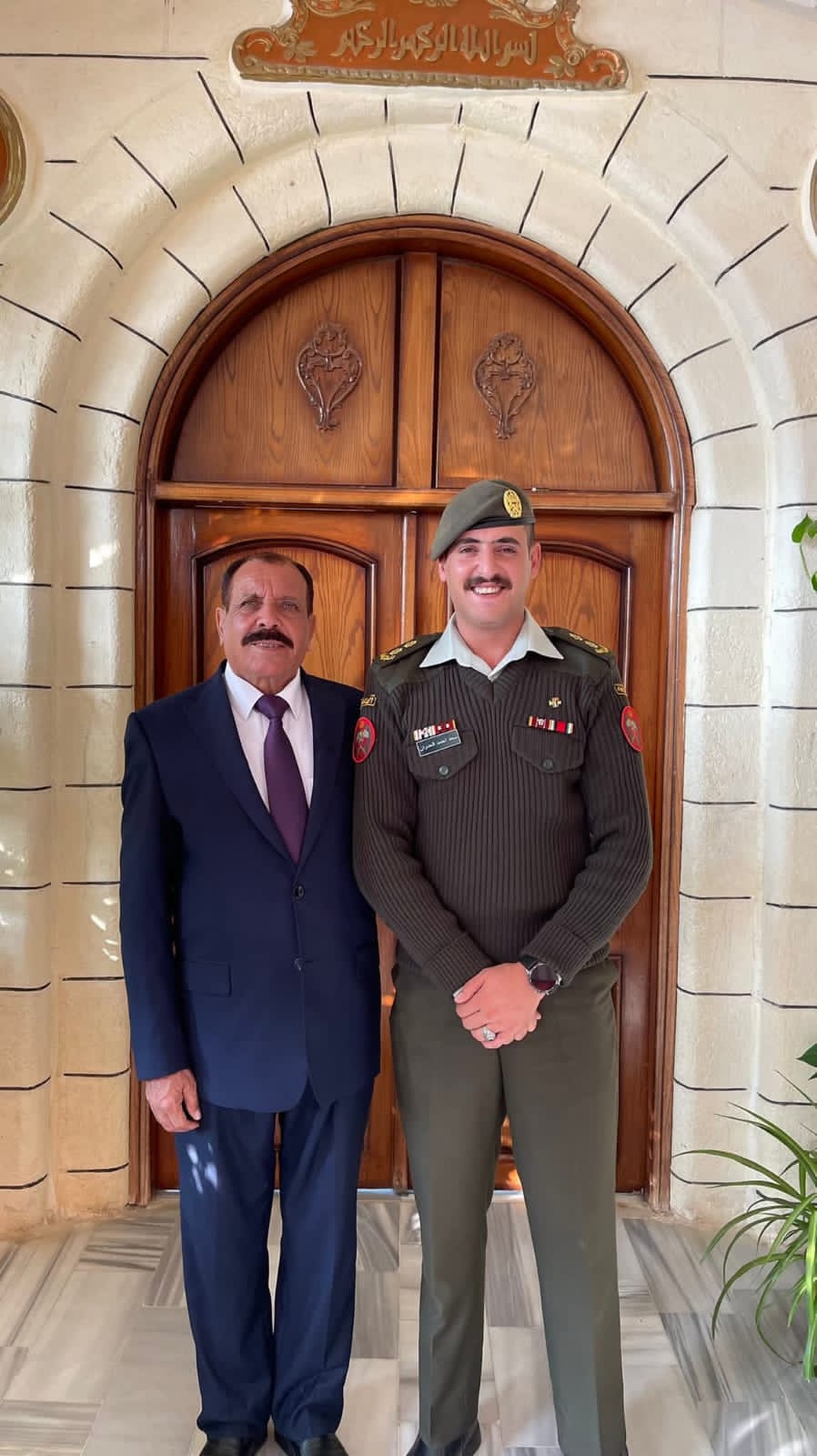 النائب السابق أحمد العدوان يهنئ نجله المهندس سعد بترفيعه إلى رتبة ملازم أول