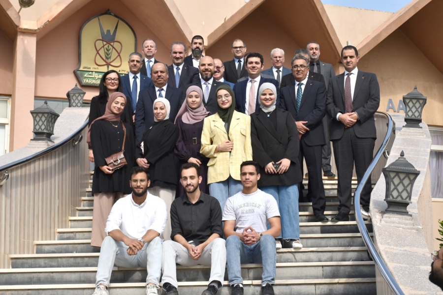 الشرايري ومنصور يبحثان تعزيز التعاون بين اليرموك واورانج الأردن