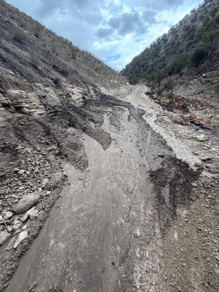 إعادة فتح طريق ملكا أبو اللوز بعد إغلاقه نتيجة لتساقط الامطار الغزيرة ..صور