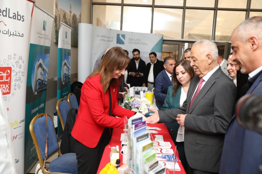 العيسوي يرعى فعاليات يوم طبي مجاني في نادي خريجي الكلية العلمية الإسلامية ..صور