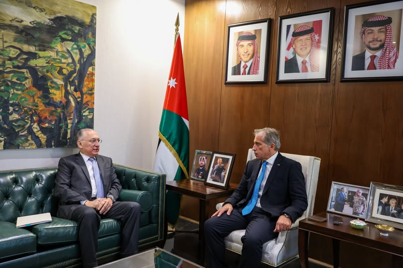 حسّان يؤكد دعم الحكومة لإجراءات الهيئة للتعامل بجدية مع أيِّ تجاوزات تعيق الاستثمار