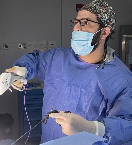 مستشفيات البشير تجري أول عملية ربط لعنق الرحم بالمنظار