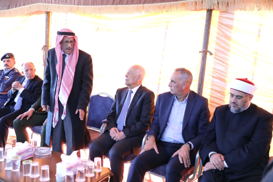 مندوبا عن الملك وولي العهد… العيسوي يعزي عشائر العدوان