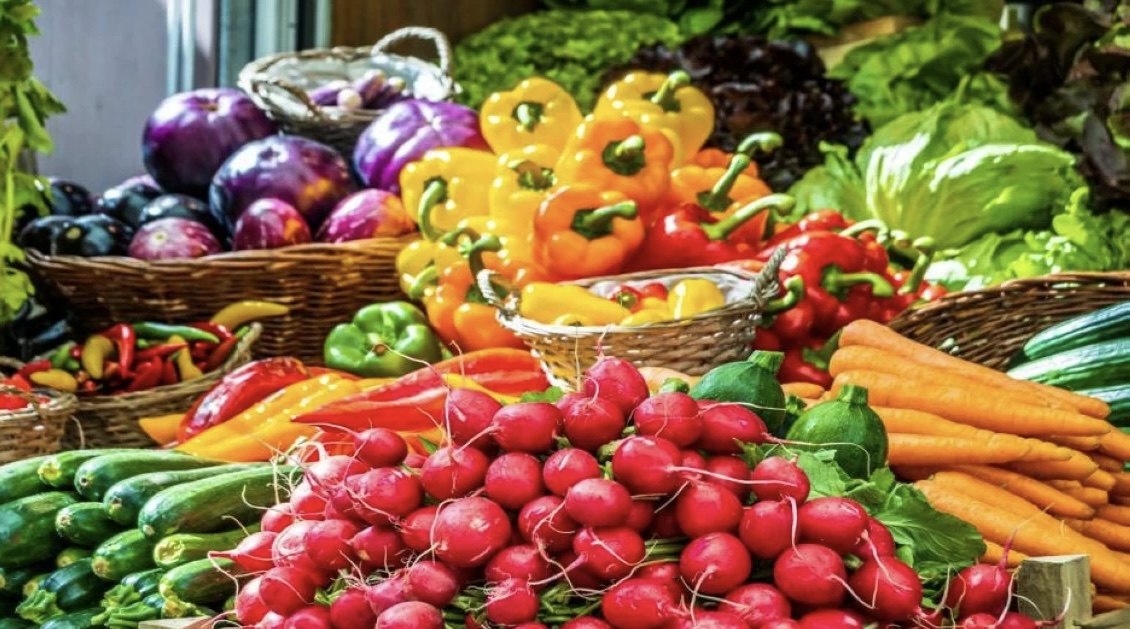 2482 طن خضار و955 طن فواكه واردة إلى السوق المركزي اليوم