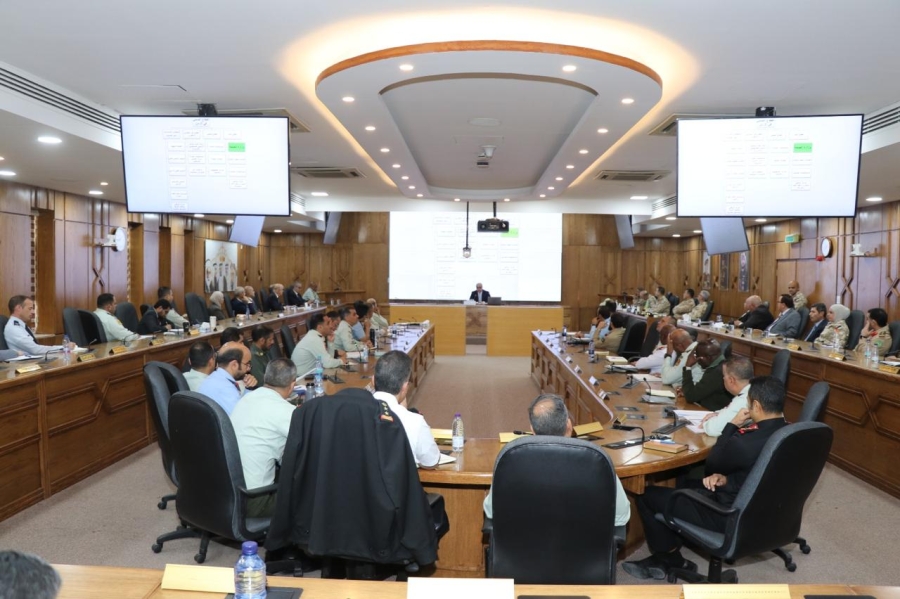 البدور خلال محاضرة في كلية الدفاع: الأمن الصحي جزء من الأمن الوطني