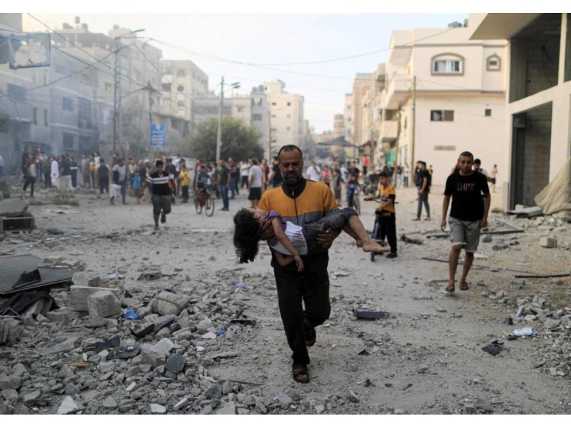 استشهاد طفل وإصابة آخرين بقصف إسرائيلي لشاطئ رفح