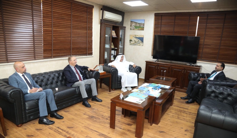 الحيصة يلتقي أمين عام جائزه خليفة الدولية لنخيل التمر والابتكار الزراعي