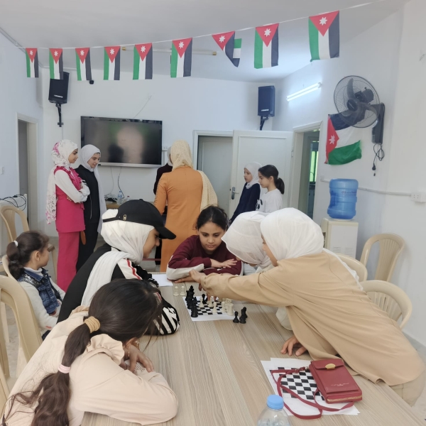 مركز شابات جديتا ينظم بطولتي شطرنج وتنس طاولة لتنمية المهارات