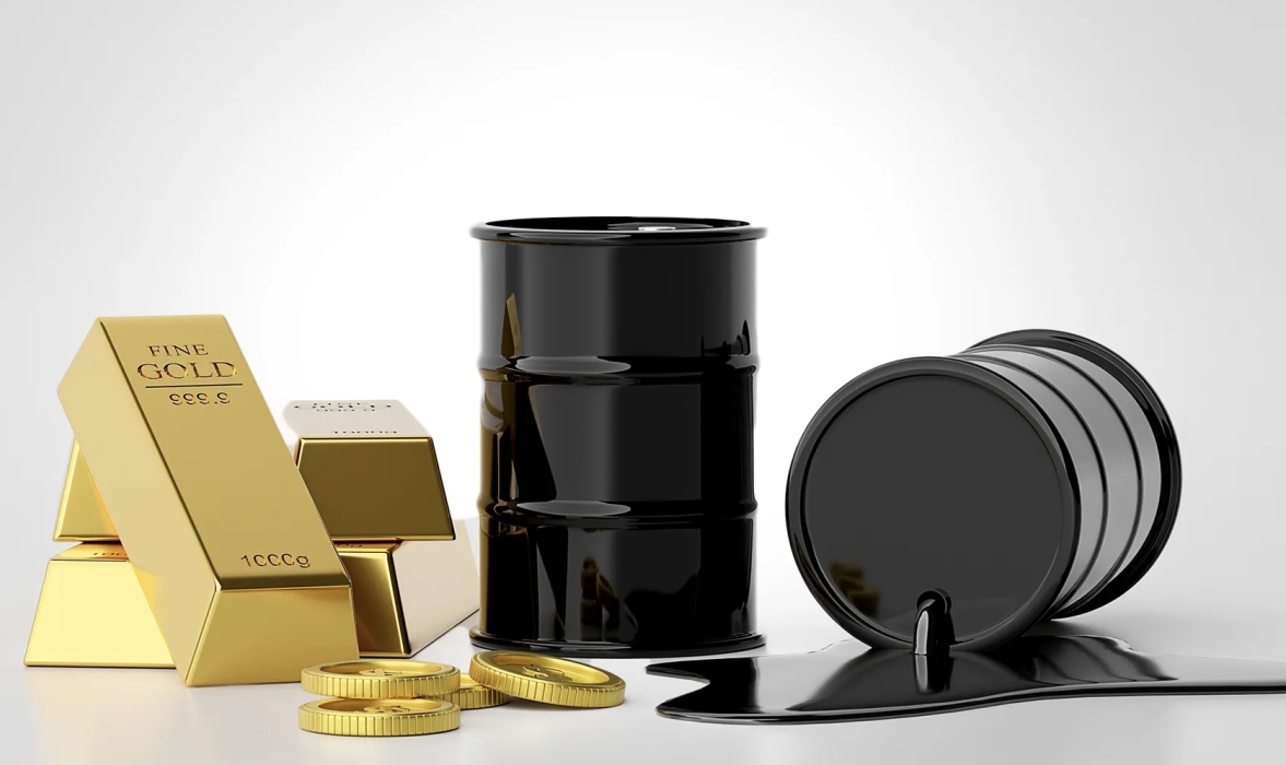 الذهب يتراجع مع صعود الدولار والنفط يواصل خسائره